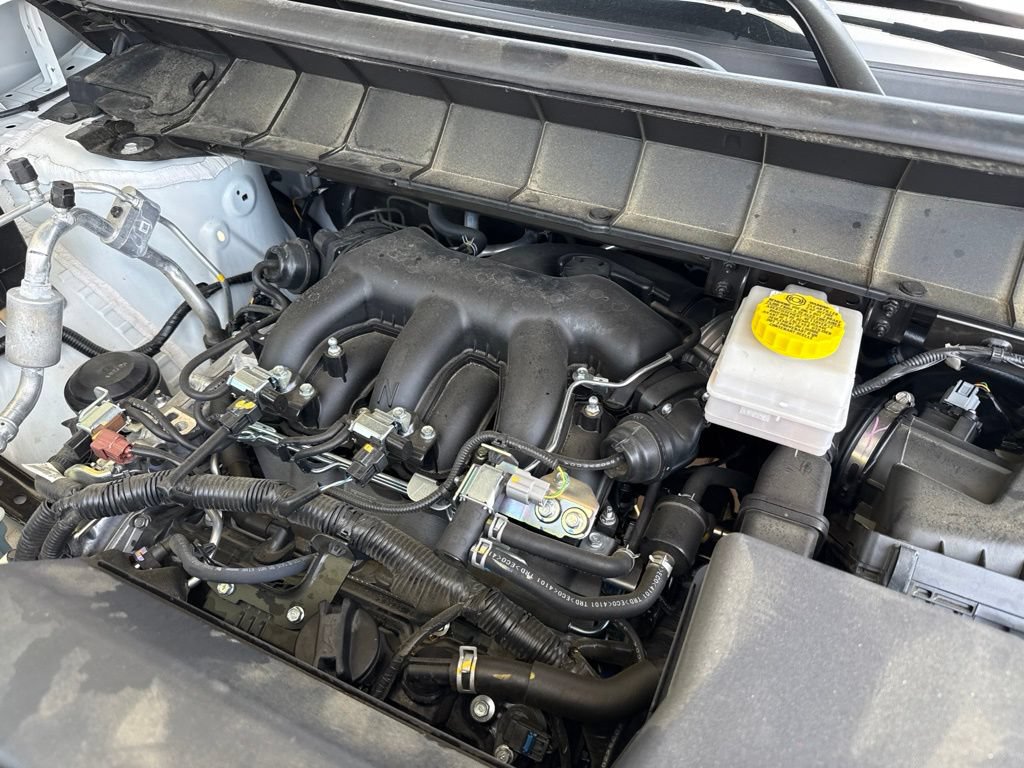 Certified 2025 Nissan Pathfinder Platinum w/ Cargo Package FWD image 35