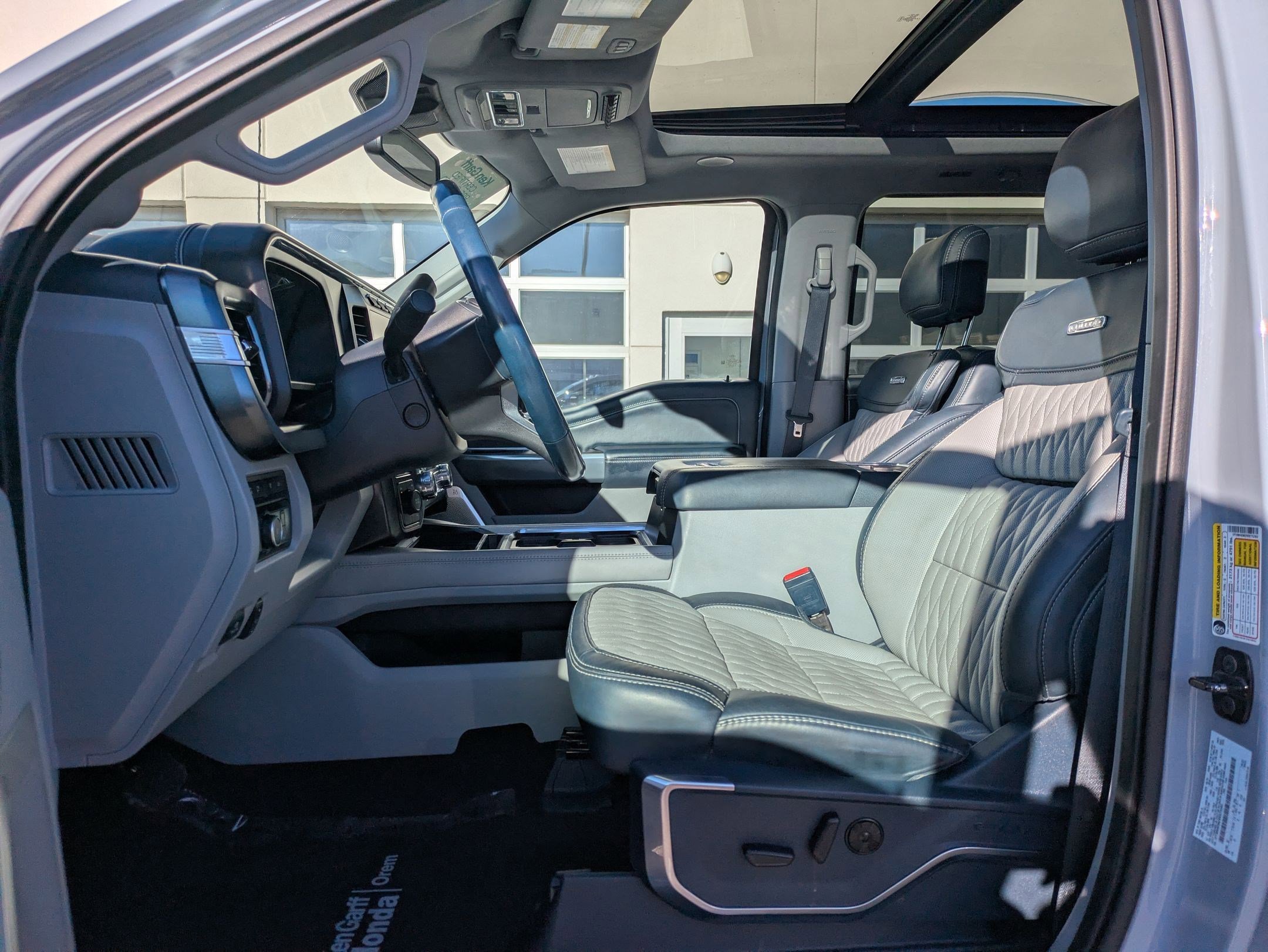 Used 2024 Ford F450 Limited w/ FX4 Off-Road Package image 18