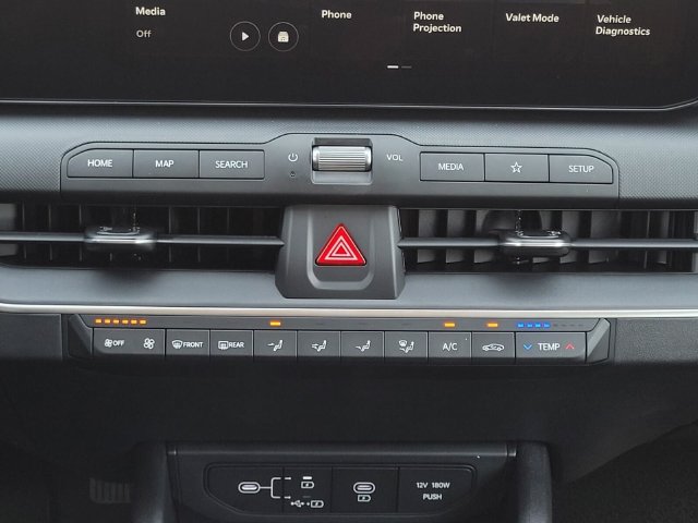 New 2026 Kia K4 FWD image 12