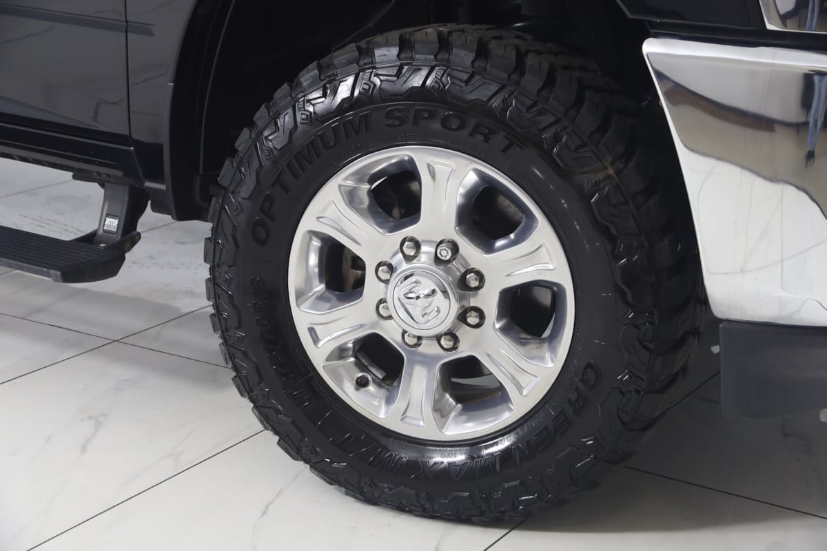 Used 2020 RAM 2500 Big Horn w/ Level 1 Equipment Group AWD/4WD image 13