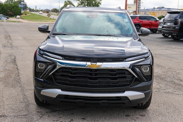 New 2026 Chevrolet TrailBlazer LT w/ Convenience Package image 2