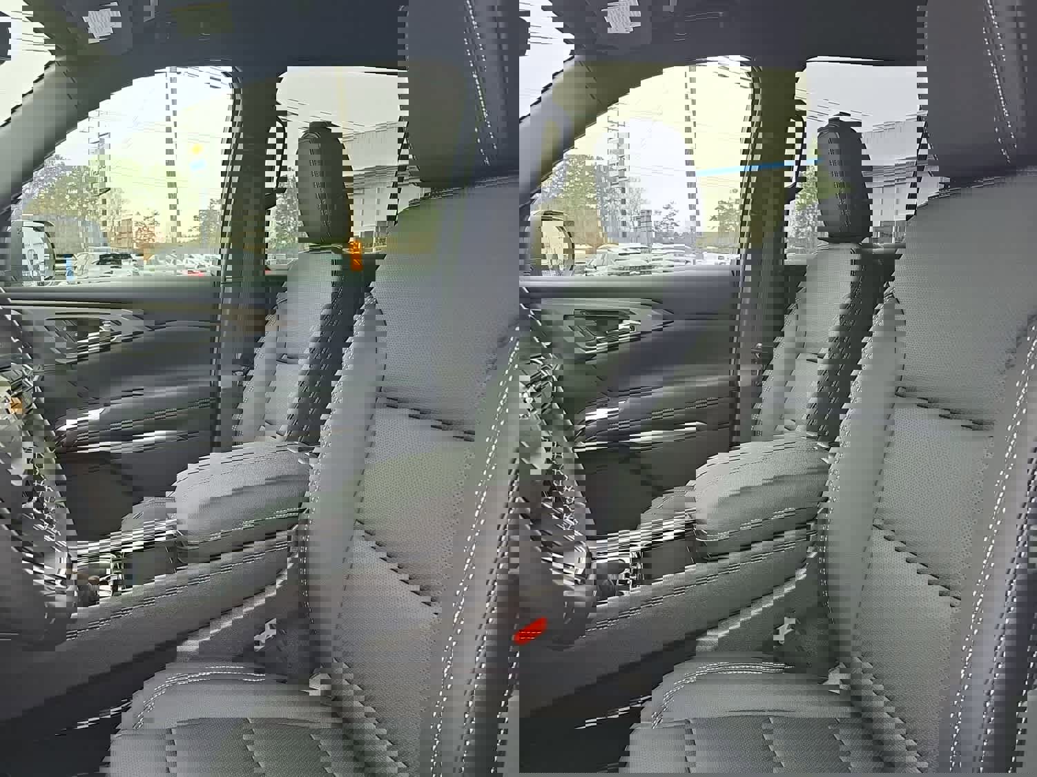 New 2026 Chevrolet Traverse LT w/ Driver Confidence Package image 10