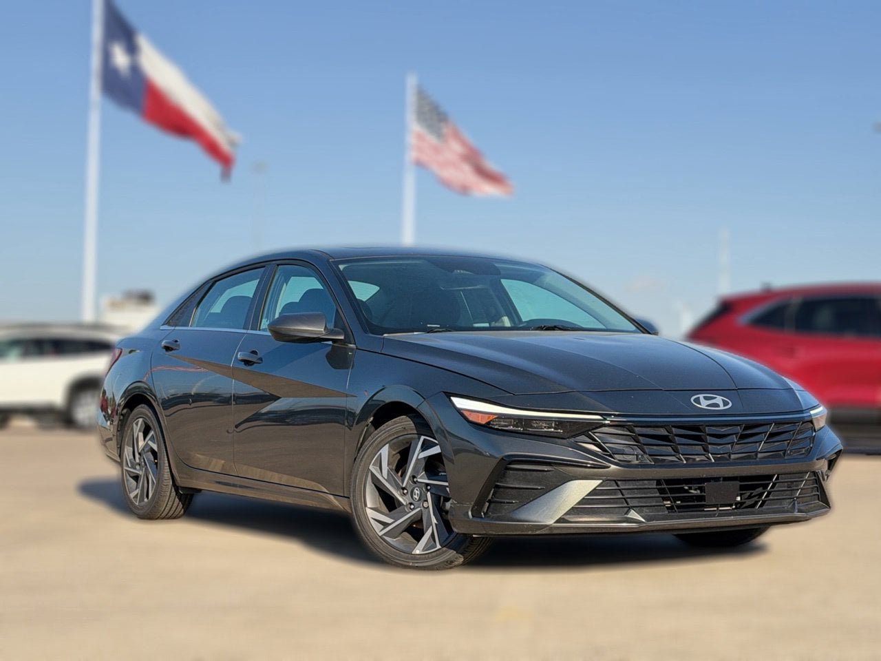 Used 2025 Hyundai Elantra SEL FWD image 11