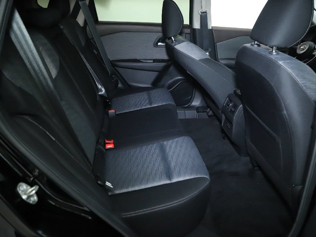 Certified 2023 Nissan Rogue SV AWD/4WD image 31