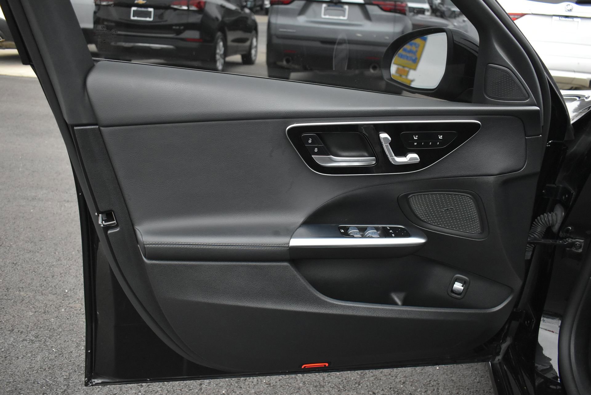 Used 2022 Mercedes-Benz C 300 4MATIC Sedan image 11