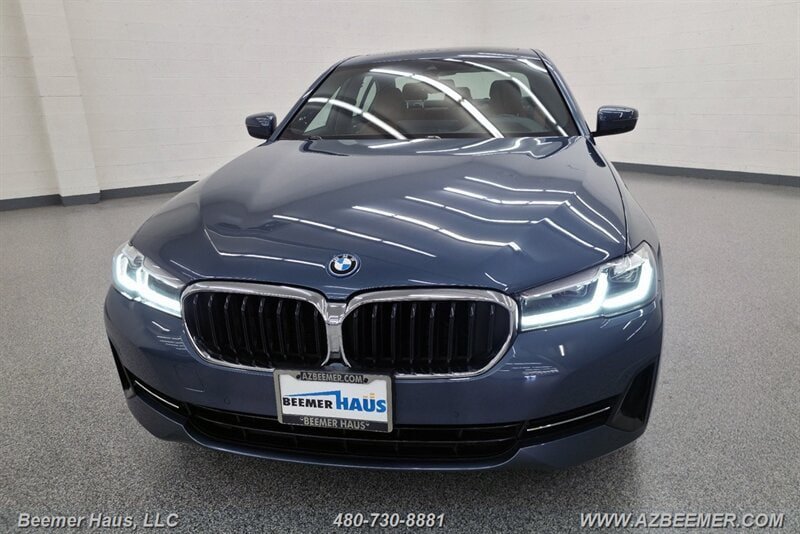 Used 2023 BMW 530e w/ Premium Package RWD image 47