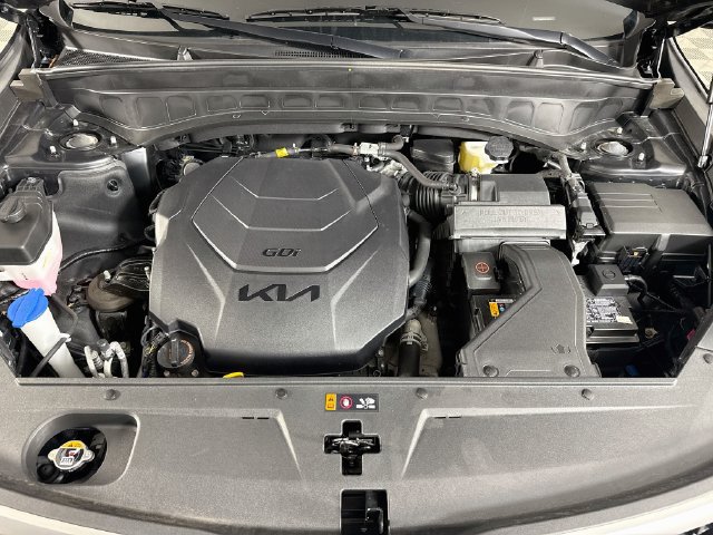 Used 2024 Kia Telluride EX w/ EX Captain's Chair Package FWD image 38