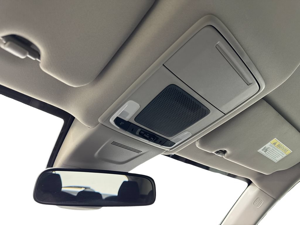 Used 2025 Honda CR-V LX image 68