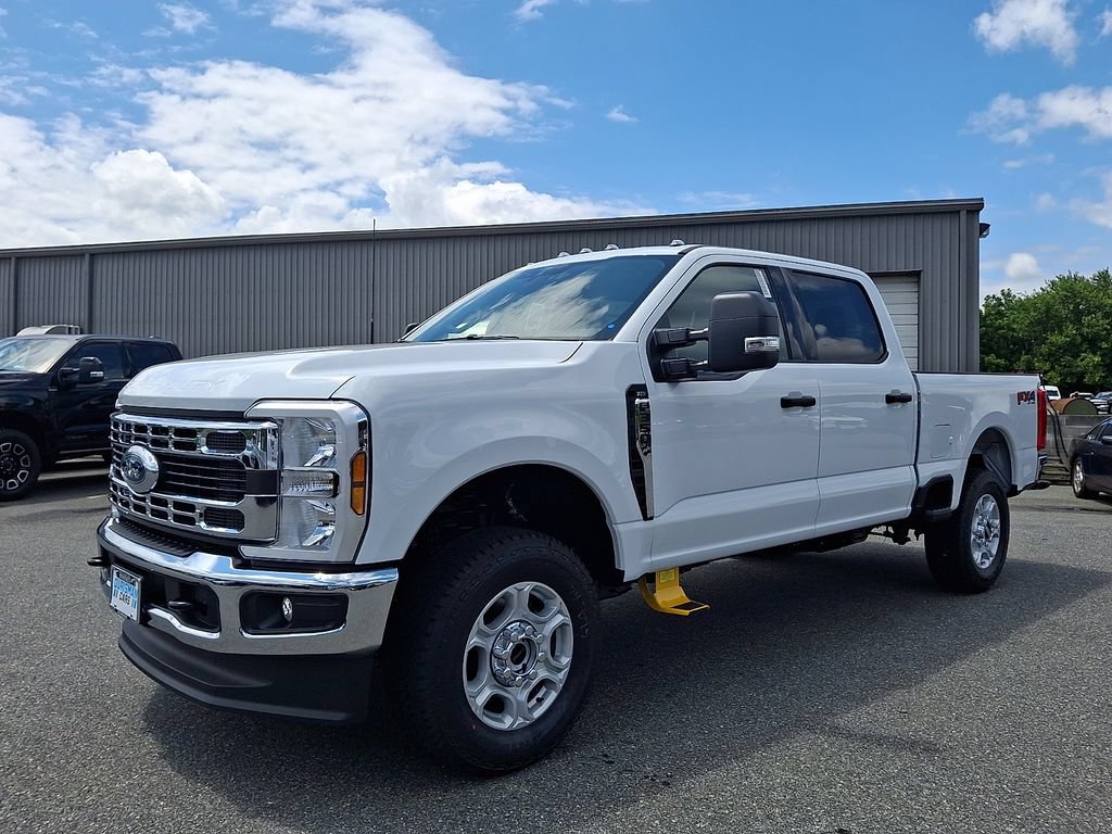 New 2026 Ford F350 XLT AWD/4WD image 2