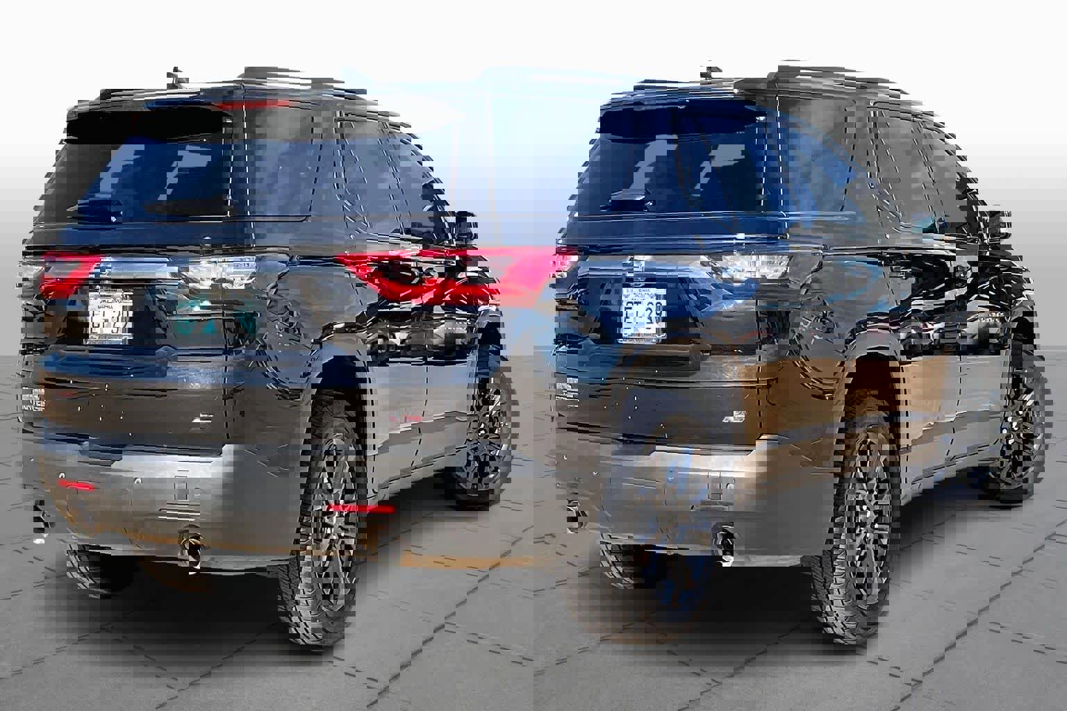 Used 2020 Chevrolet Traverse RS image 13