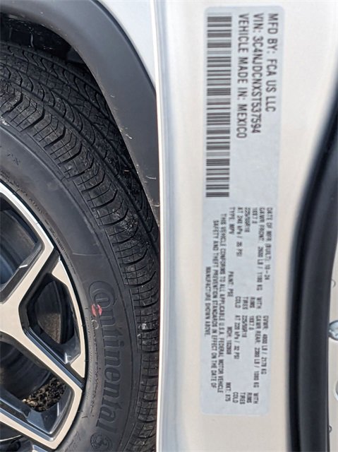 New 2025 Jeep Compass Limited w/ Sun & Sound Group image 26