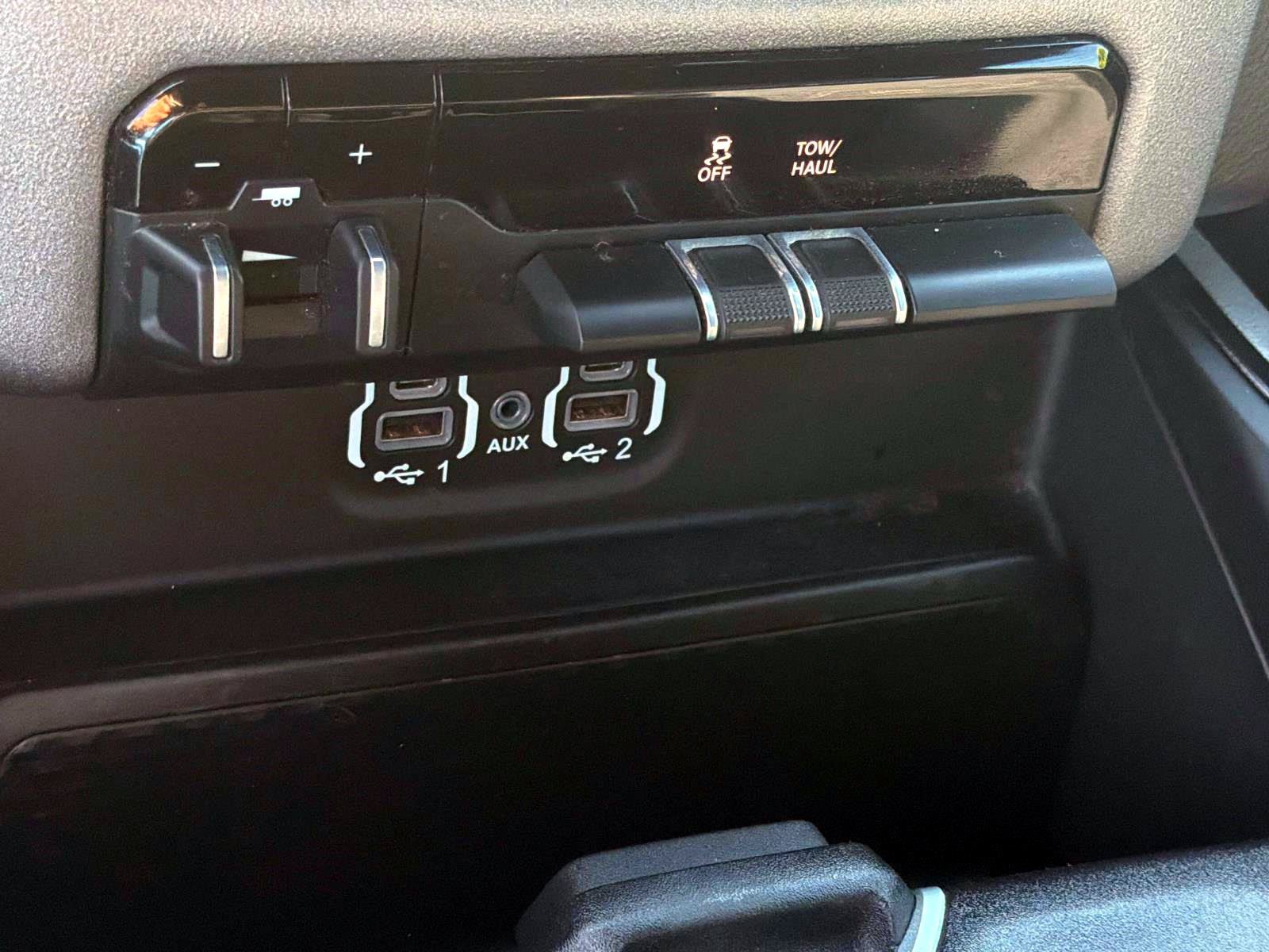 Used 2020 RAM 1500 Big Horn w/ Built-to-serve Edition AWD/4WD image 23