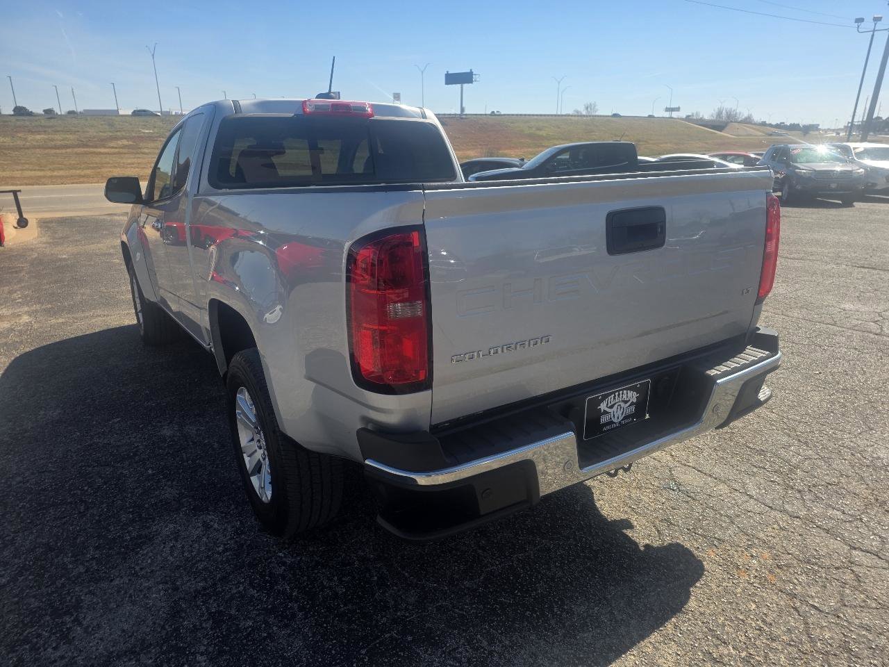 Used 2022 Chevrolet Colorado LT w/ Fleet Safety Package RWD image 5