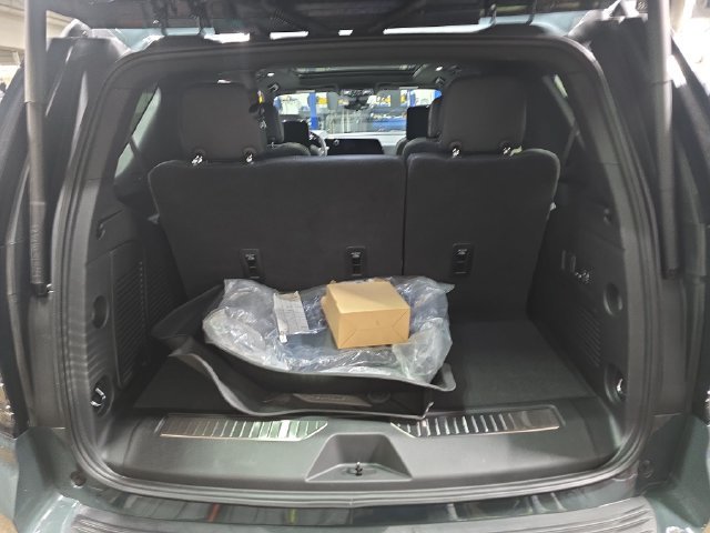 New 2026 Chevrolet Tahoe RST AWD/4WD image 15