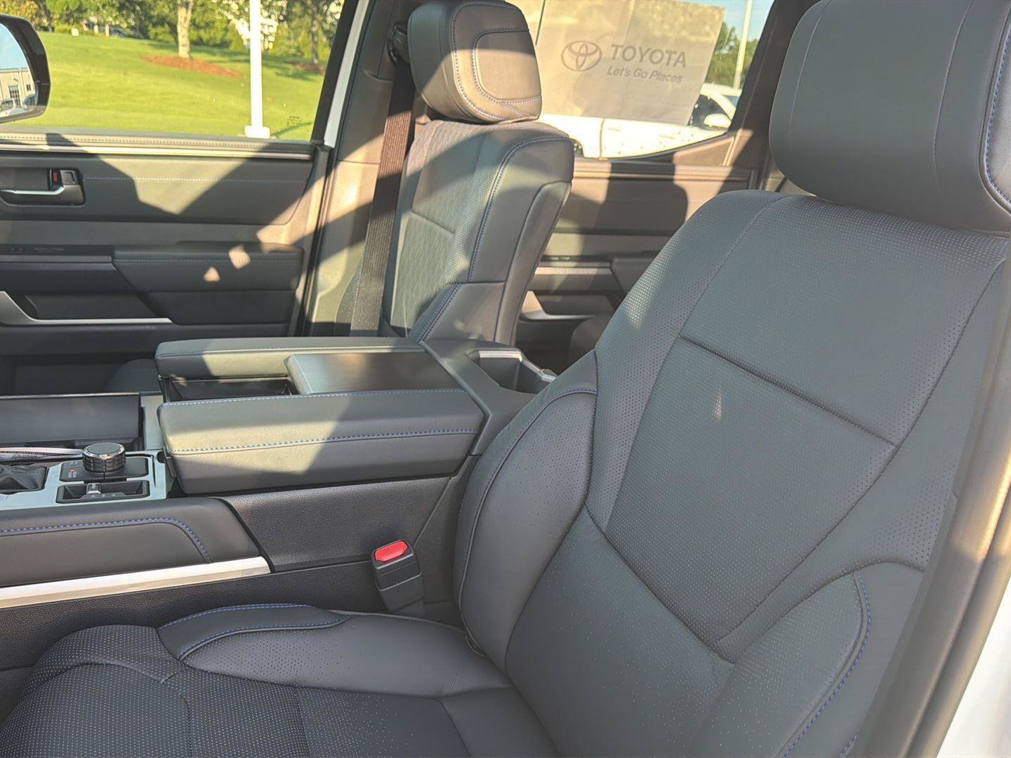 New 2026 Toyota Tundra Platinum AWD/4WD image 30