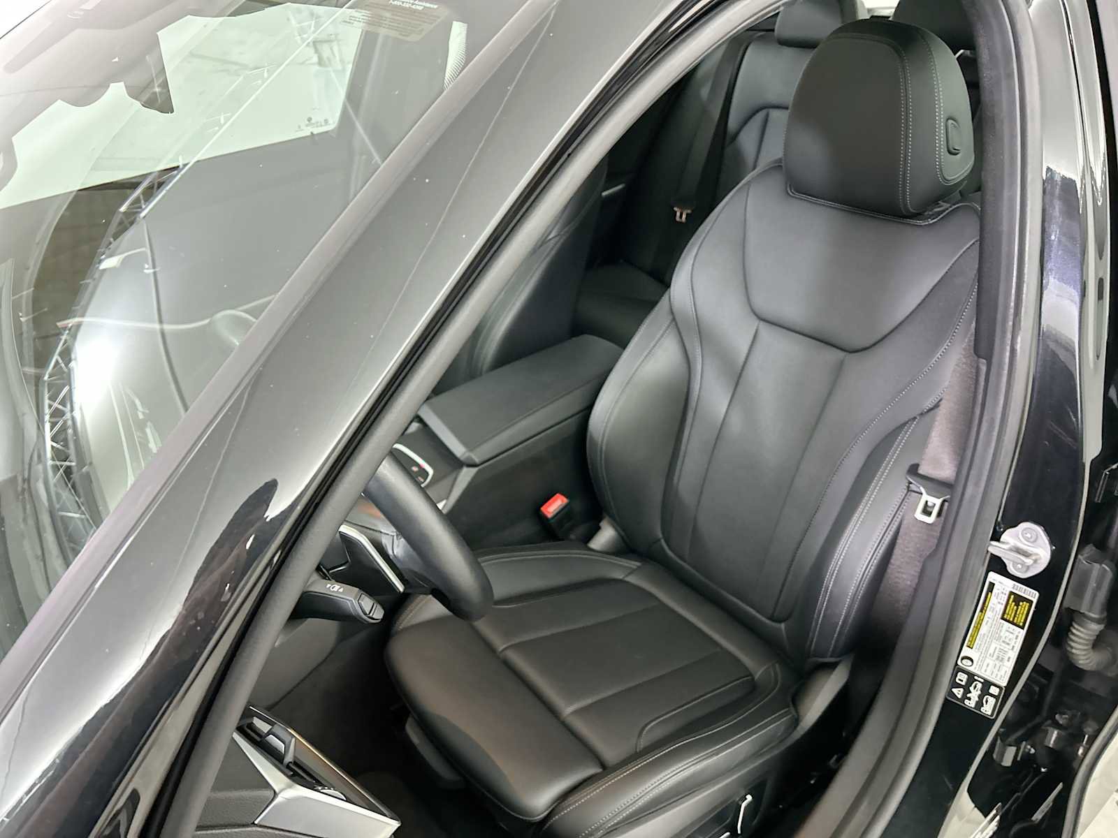 Used 2024 BMW 330i xDrive Sedan image 13