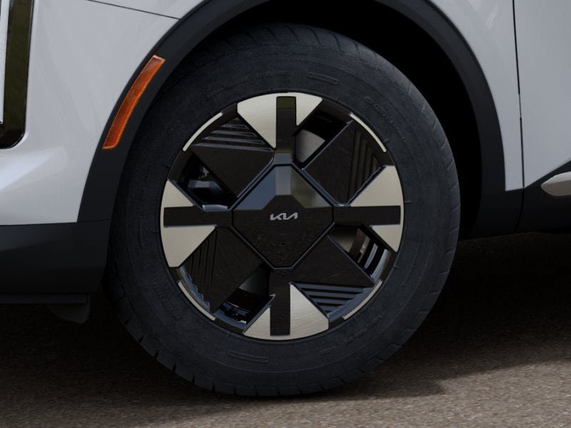 New 2027 Kia Sportage LX FWD image 9