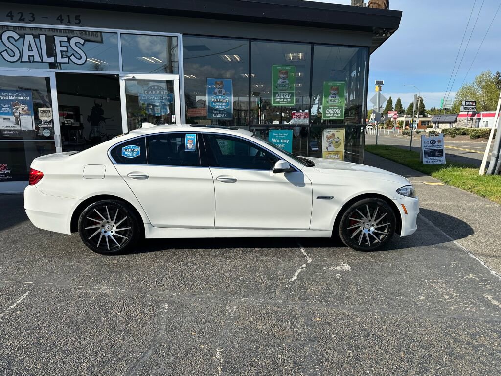 Used 2014 BMW 528i xDrive Sedan AWD/4WD image 4