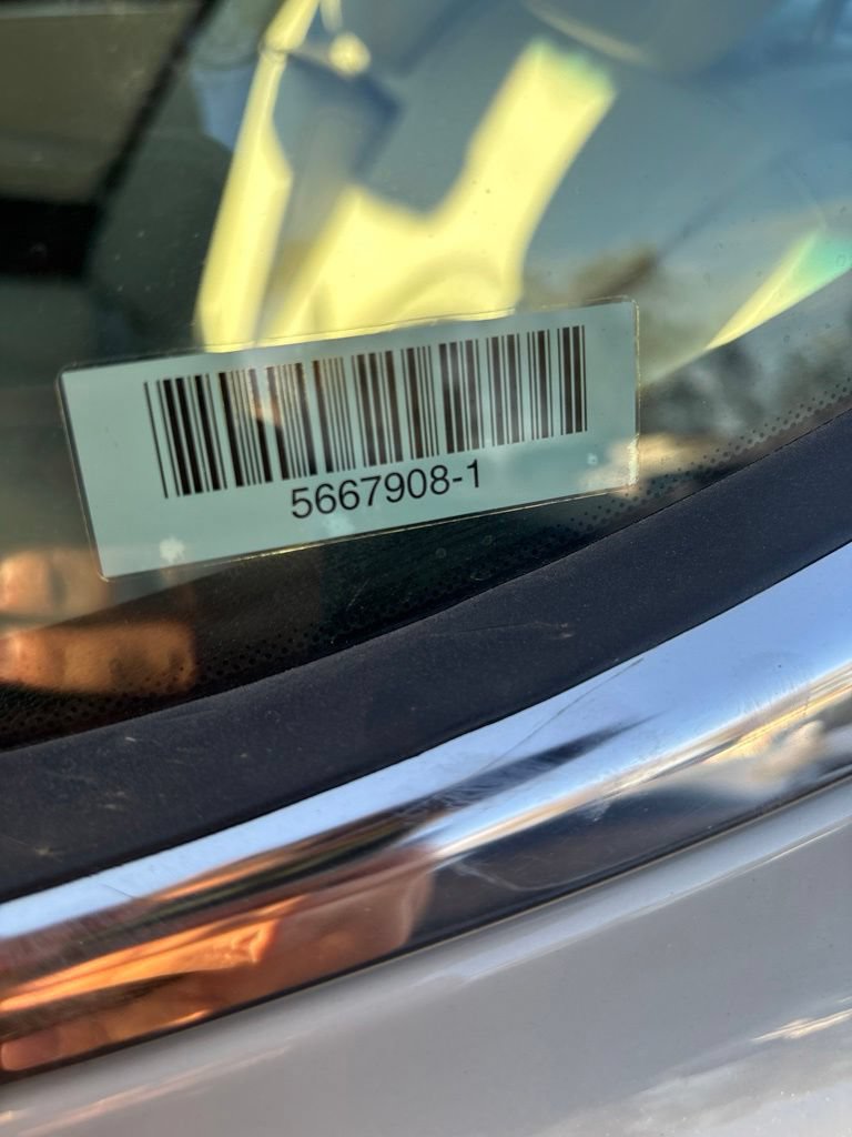 Used 2025 Genesis G70 2.5T RWD image 10