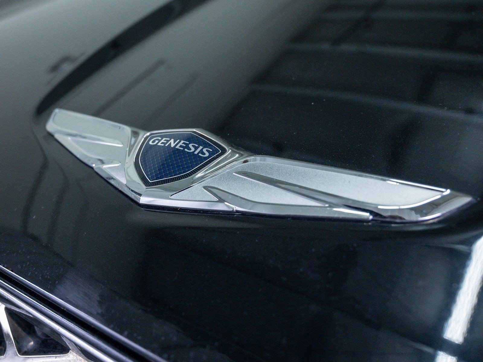 Used 2022 Genesis GV70 2.5T w/ Advanced Package image 5