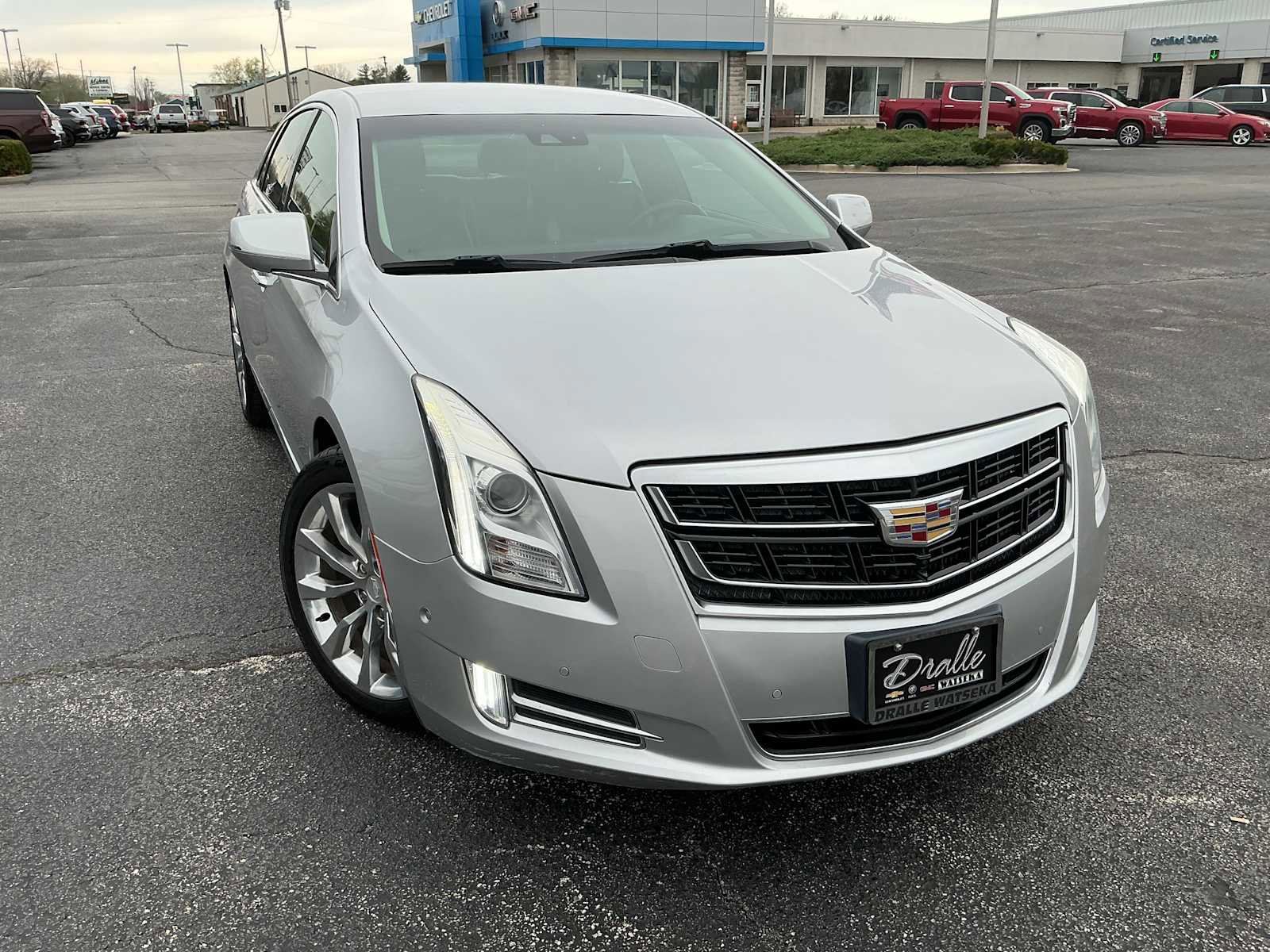 Used 2017 Cadillac XTS Premium Luxury FWD image 1