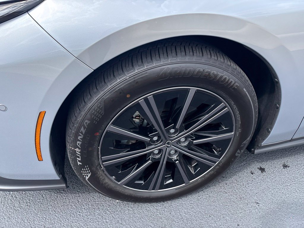 Used 2026 Lexus ES 350h w/ Cold Area Package FWD image 9