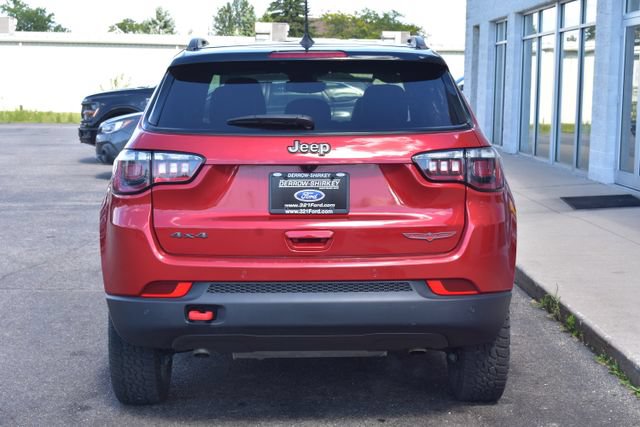 Used 2025 Jeep Compass Trailhawk AWD/4WD image 8