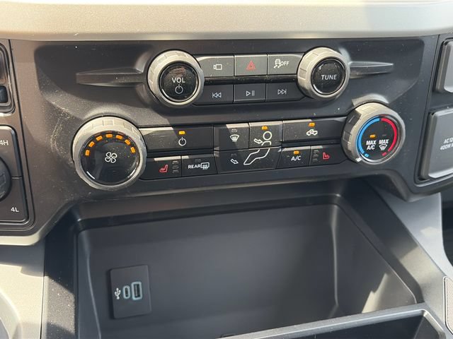 New 2026 Ford F350 XLT w/ XLT Premium Package AWD/4WD image 24