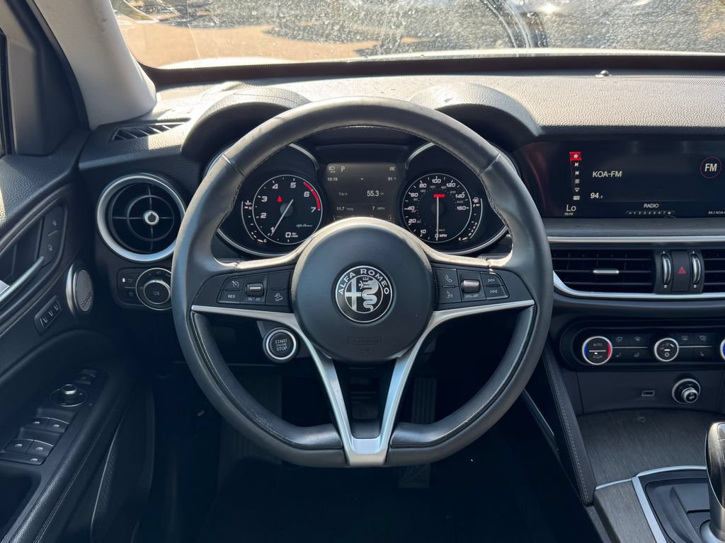 Used 2018 Alfa Romeo Stelvio Ti AWD/4WD image 11