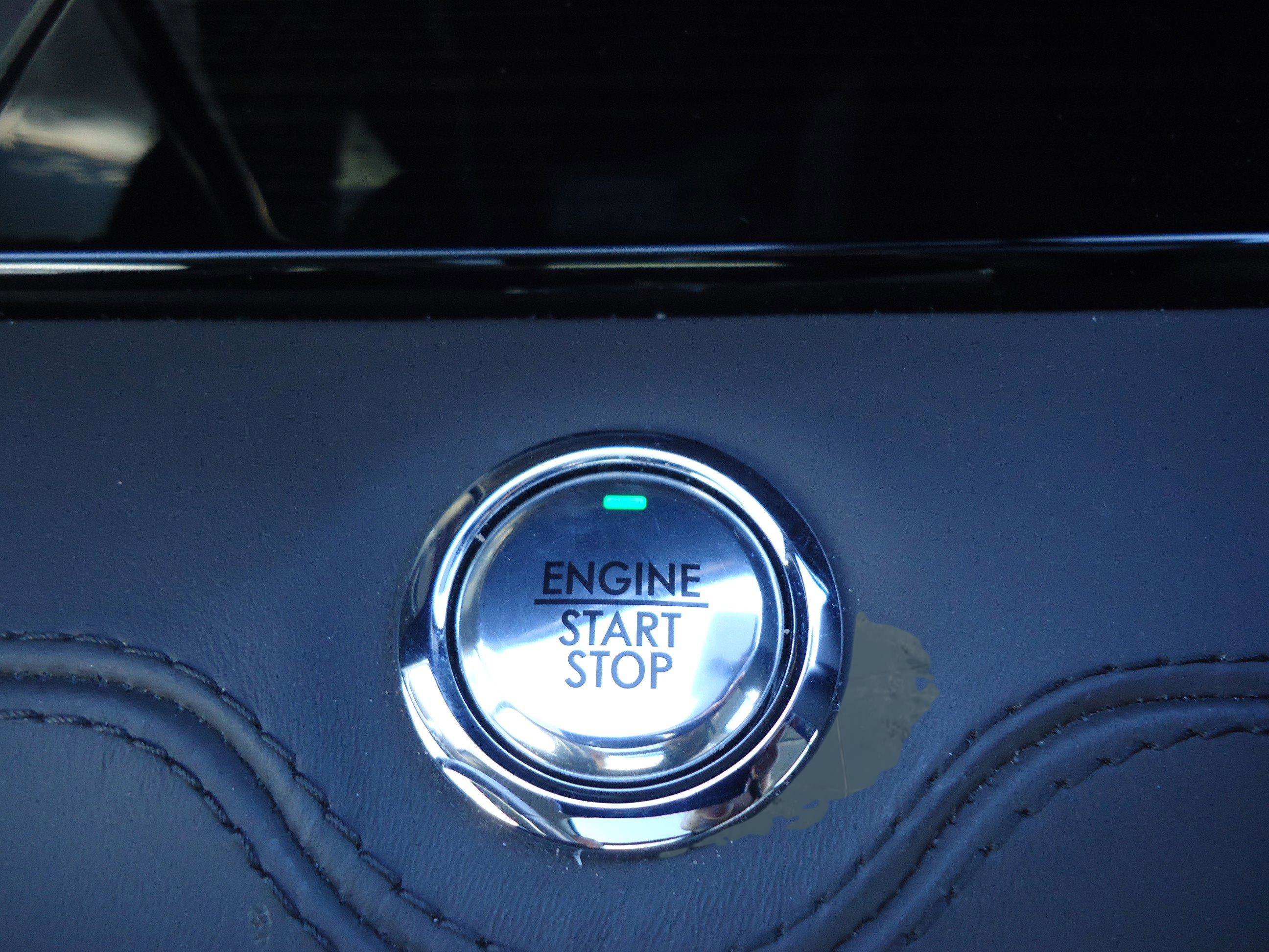 Used 2020 Lincoln Navigator Black Label w/ Cargo Convenience Package AWD/4WD image 20