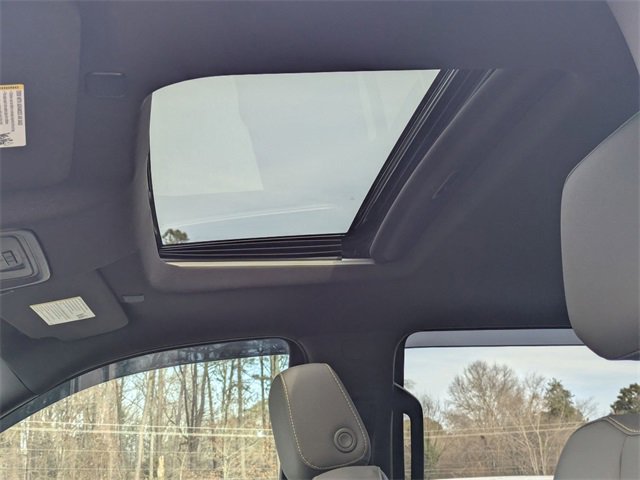 Certified 2023 Chevrolet Silverado 1500 ZR2 w/ Technology Package image 14