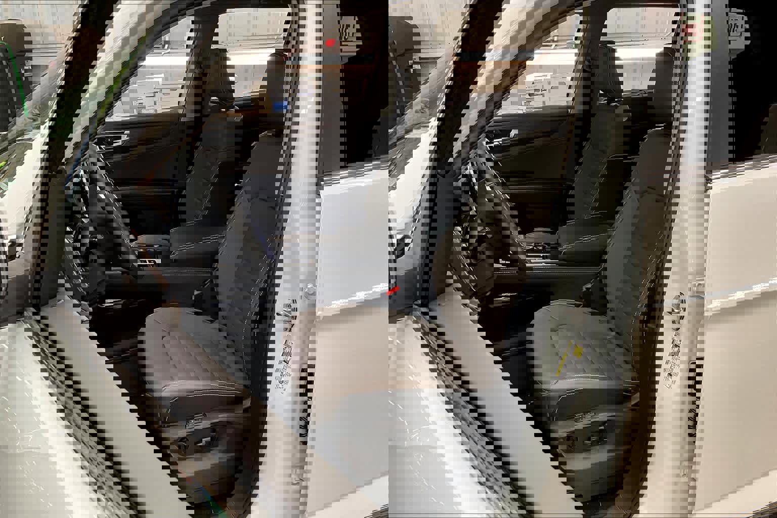 New 2025 Volkswagen Atlas SEL image 11