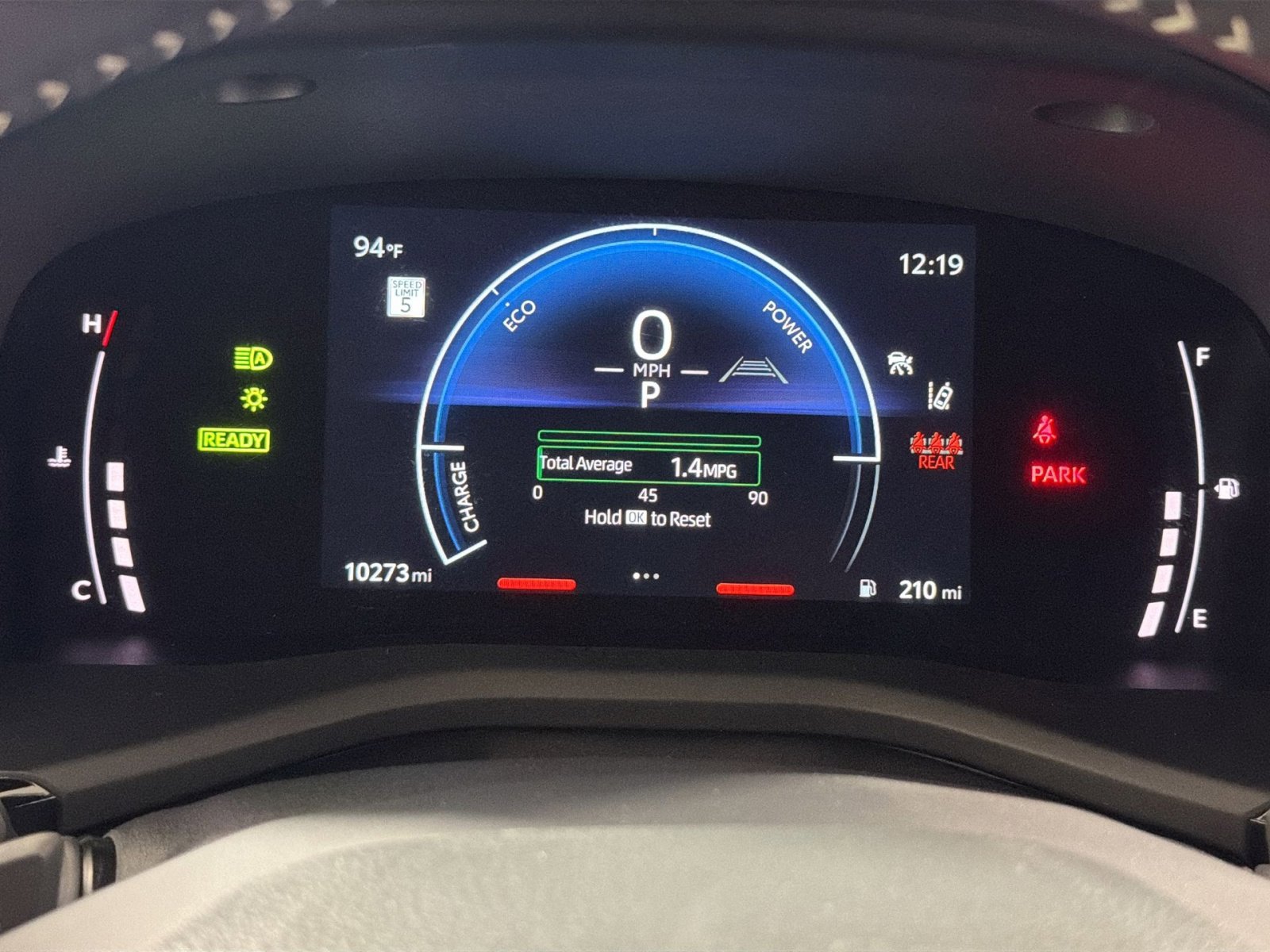 Used 2025 Toyota Camry SE w/ Convenience Package image 17