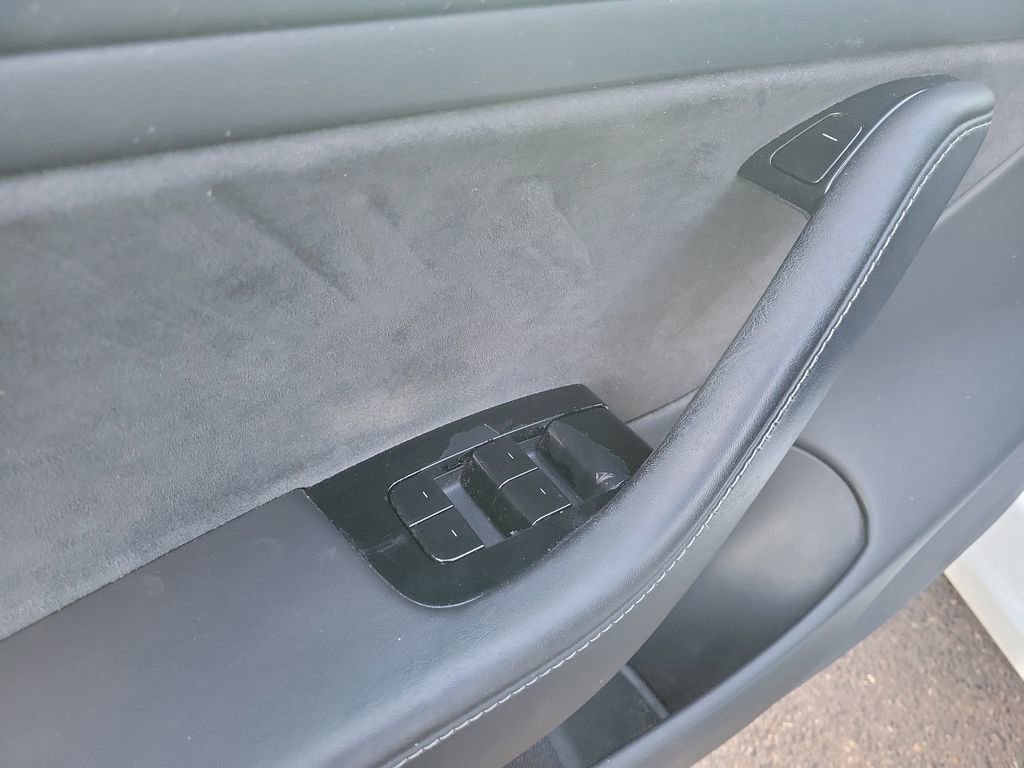 Used 2020 Tesla Model 3 Performance AWD/4WD image 21