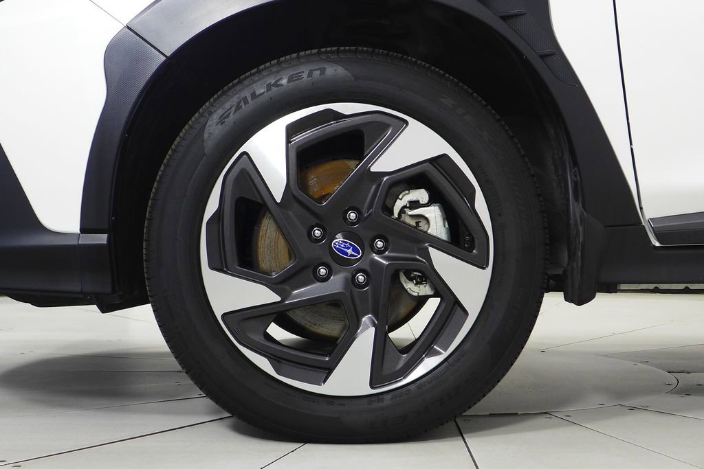 Used 2025 Subaru Crosstrek 2.5i Limited w/ Crosstrek Mirror Package image 5