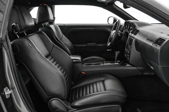 Used 2013 Dodge Challenger R/T Plus image 29