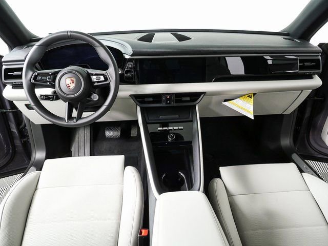 New 2026 Porsche Macan 4 Electric AWD/4WD image 18