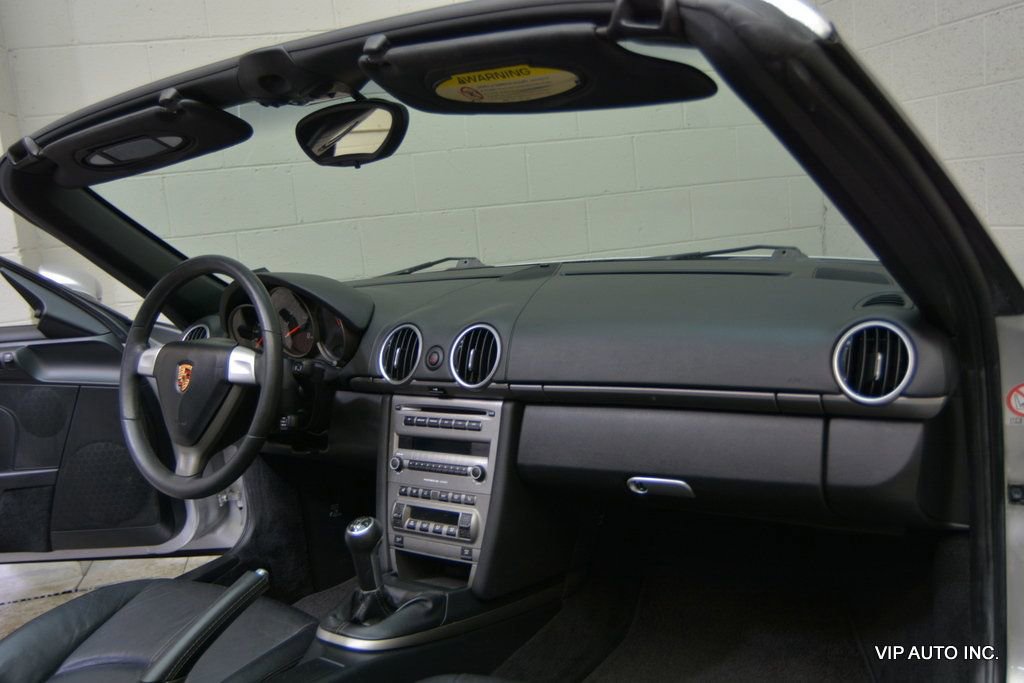 Used 2005 Porsche Boxster image 16