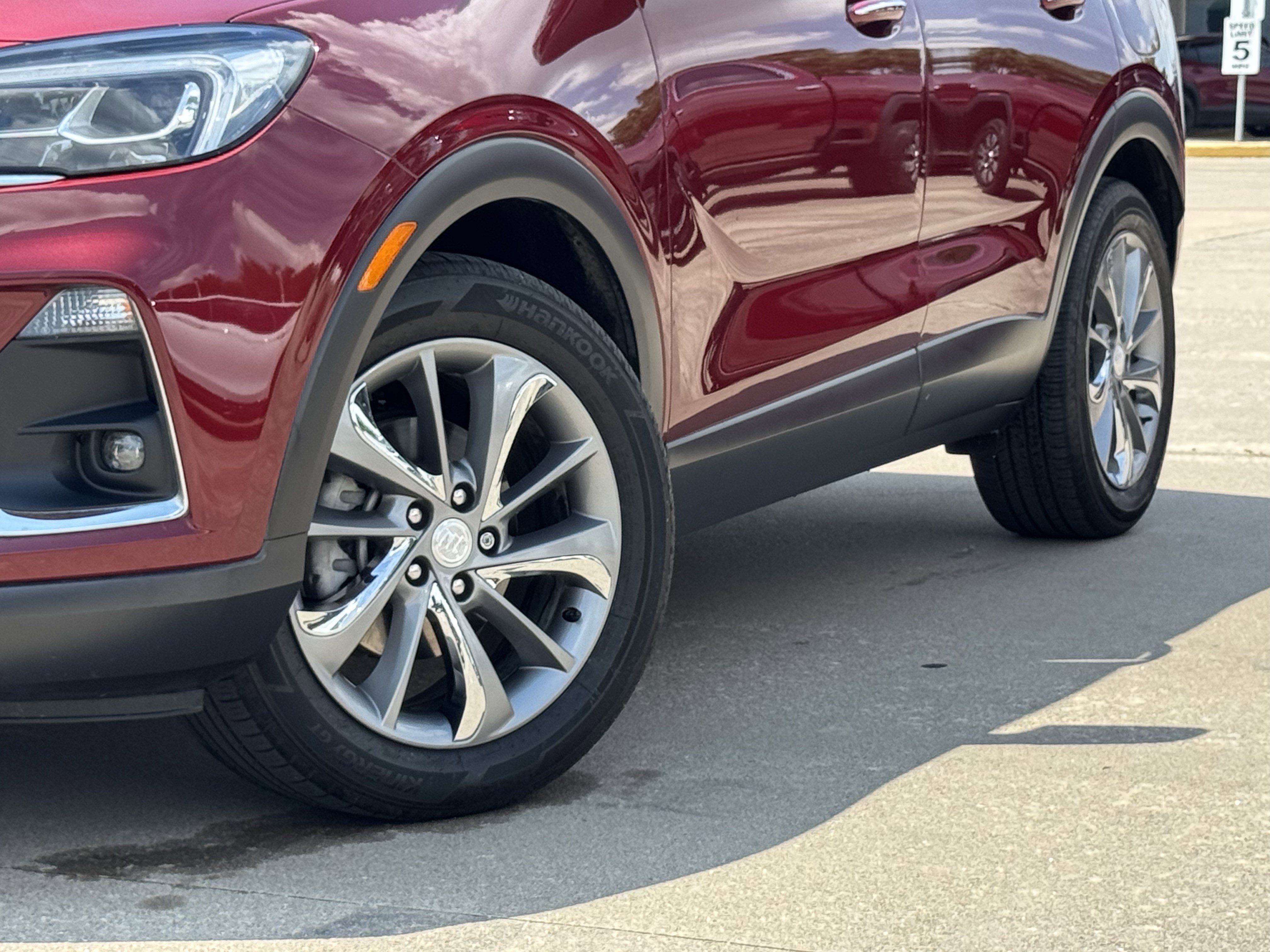 Used 2023 Buick Encore GX Essence w/ Experience Buick Package FWD image 12