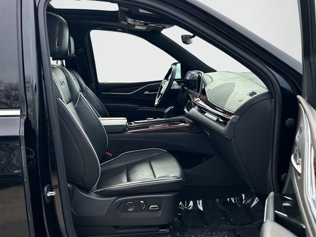 Used 2021 Cadillac Escalade ESV Premium Luxury image 22