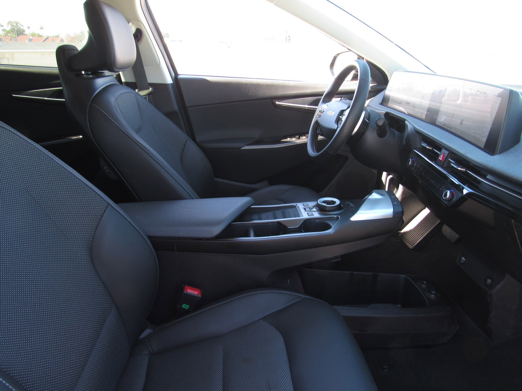 Used 2023 Kia EV6 Light image 8