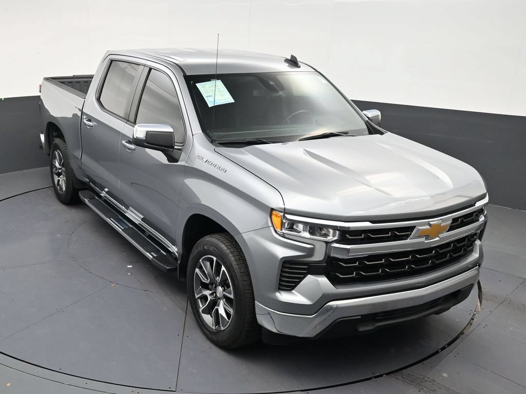 Used 2024 Chevrolet Silverado 1500 LT RWD image 19