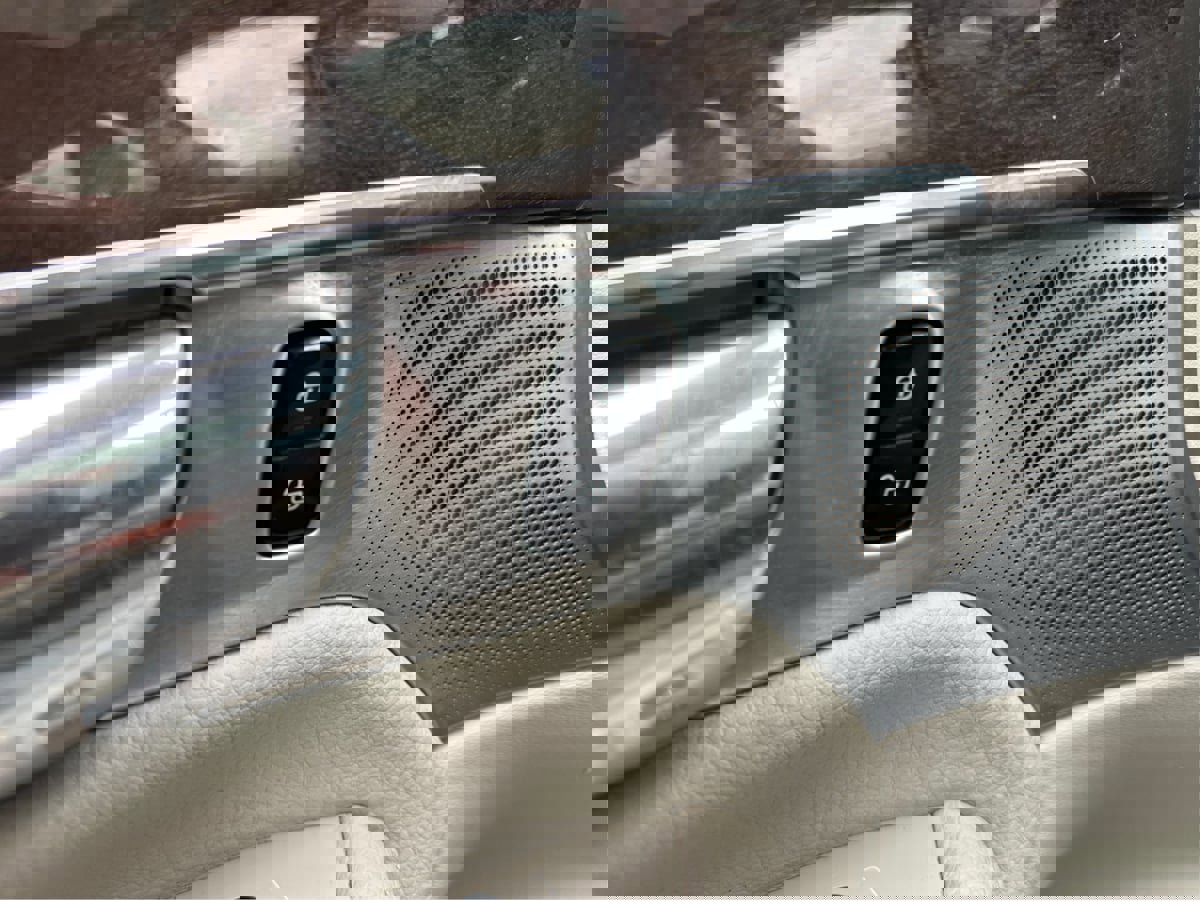 Used 2016 Volvo XC90 T6 Momentum w/ Momentum Plus Package image 39