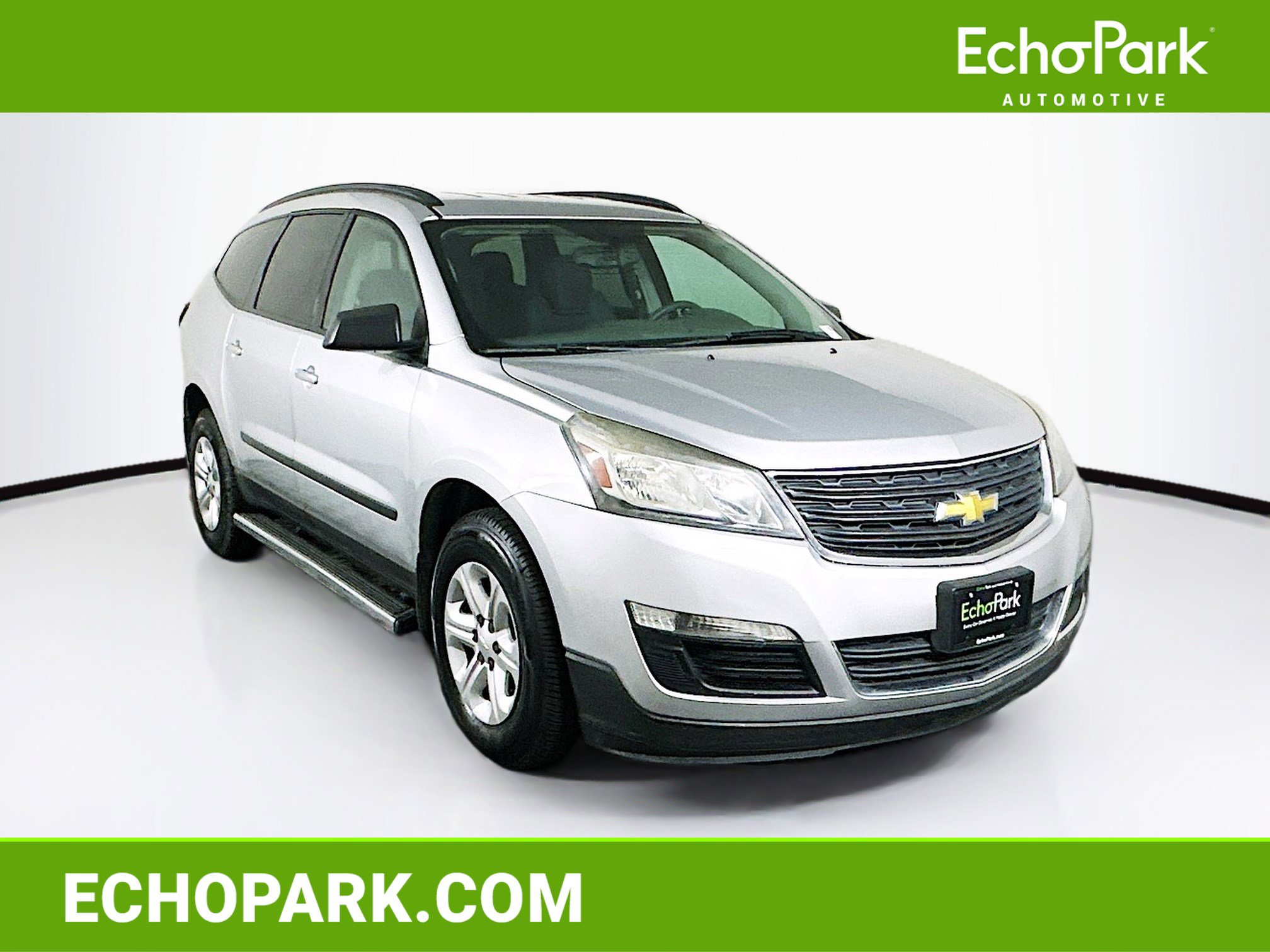 Used 2015 Chevrolet Traverse LS image 1