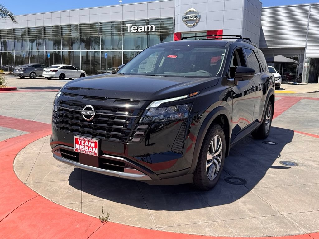 New 2026 Nissan Pathfinder SL FWD image 4