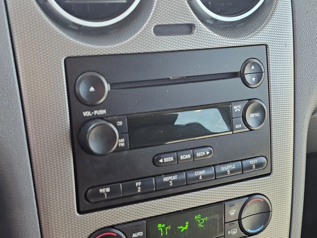 Used 2005 Ford Freestyle SE image 31