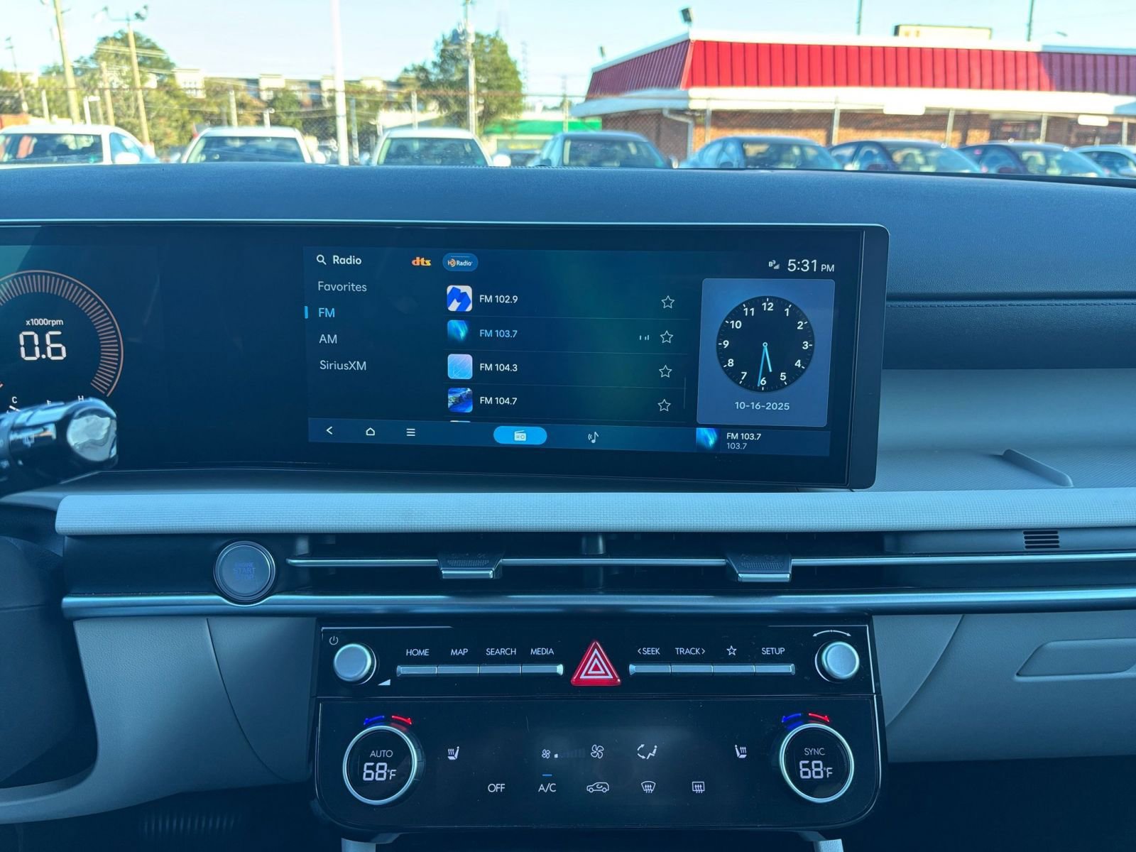 Used 2025 Hyundai Tucson SEL image 18