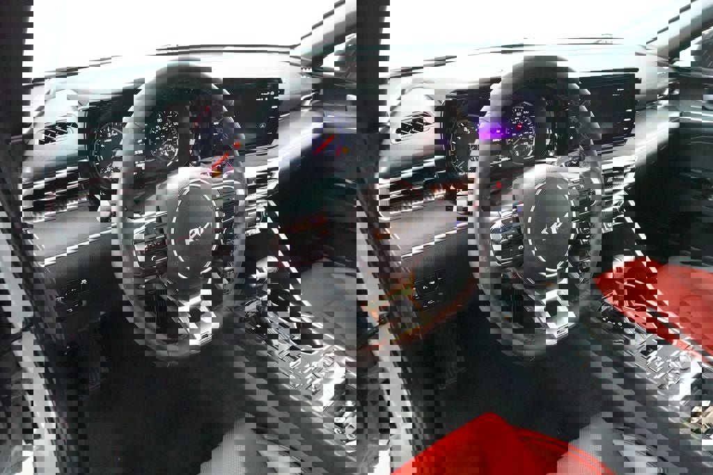 Used 2024 Kia K5 GT-Line w/ GT-Line Premium Package AWD/4WD image 24