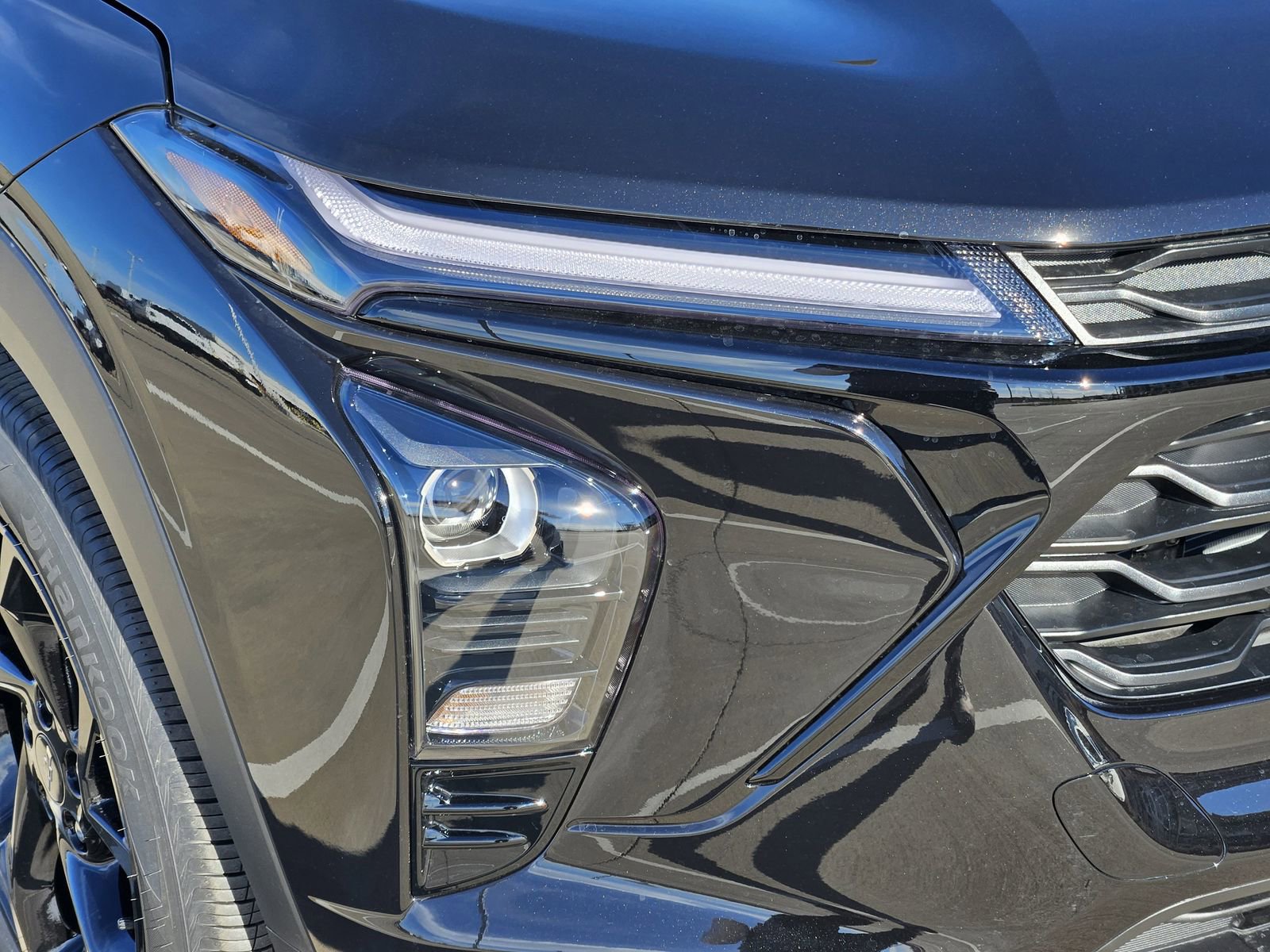 New 2026 Chevrolet Trax LT w/ Driver Confidence Package FWD image 10