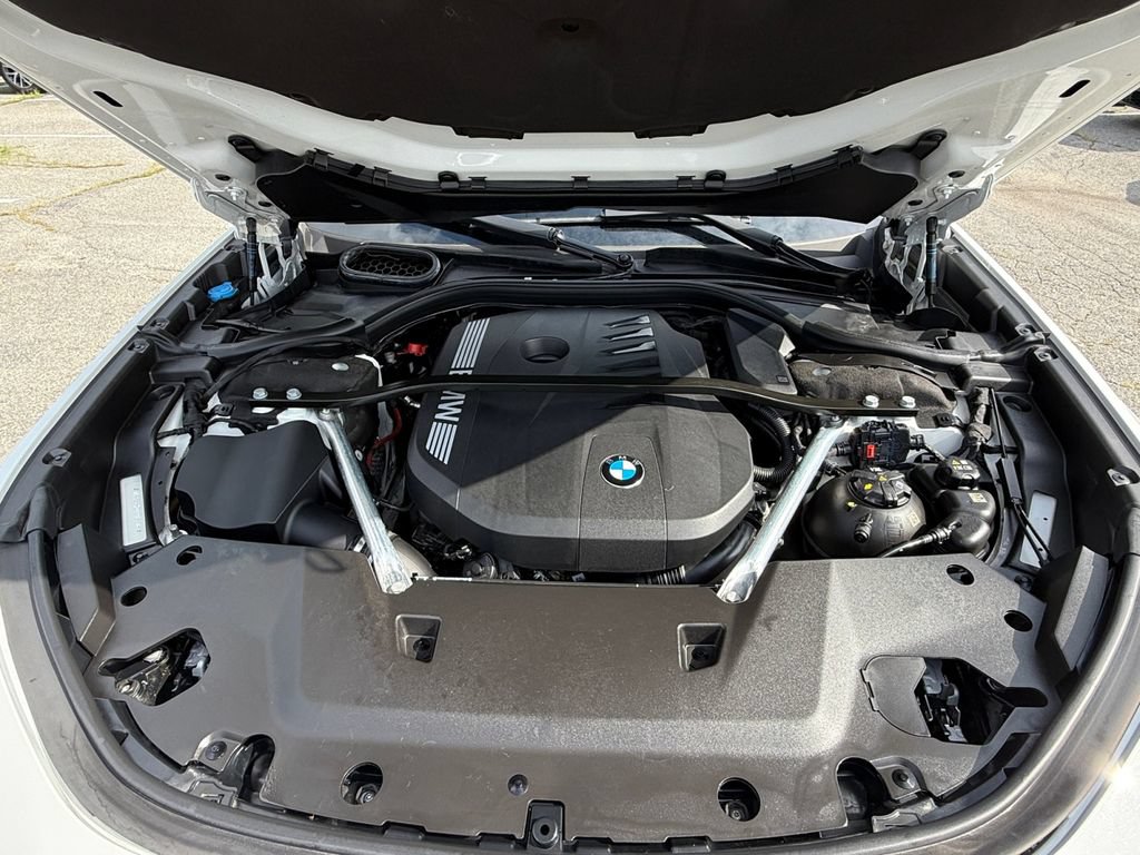 Used 2023 BMW 740i w/ Parking Assistance Package RWD image 25